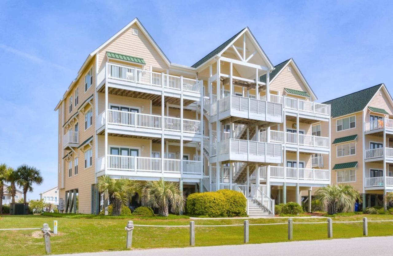 Pelican'S Watch Ocean Isle Beach Exterior photo